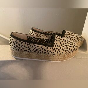 Gianni Bini Women’s Leopard Print Espadrille Flats. Size 10.